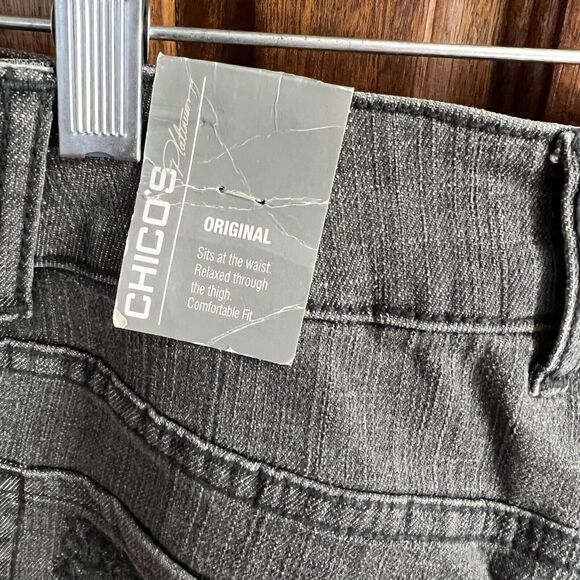Chico's Platinum Original Jeans Gray Women's 5 Short NWT - Picture 3 of 5